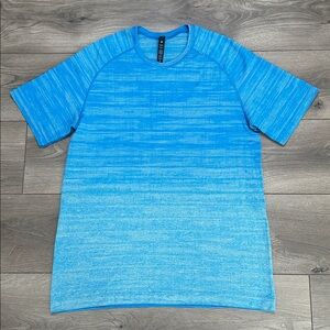 Lululemon Metal Vent Tech Short Sleeve V-Neck Shirt 2.0 Static Storm Blue Large